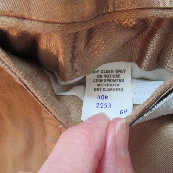 Miller & Rhoads Camel Hair Blazer - Picture 6 of 10